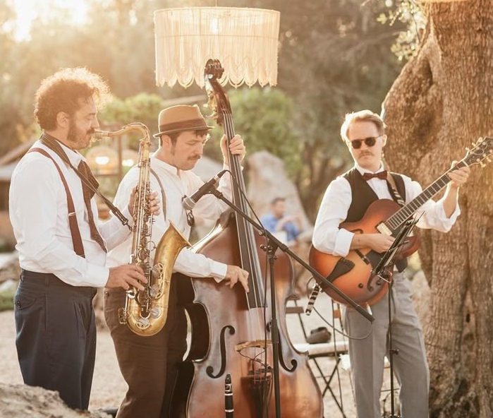 Artists & Entertainment Experience